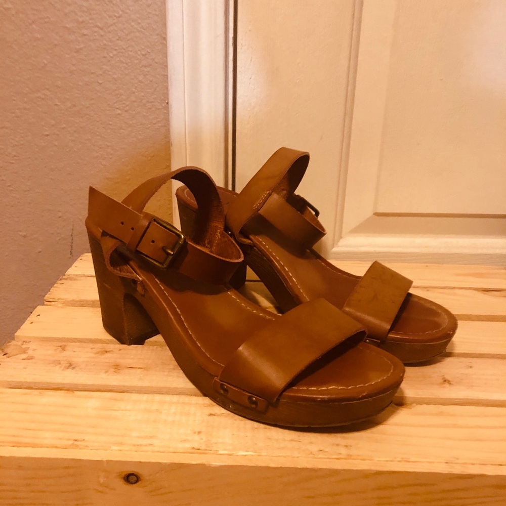 | summer heels |